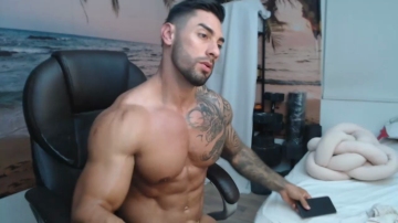 Adam_Riich  21-08-2021 video yummy